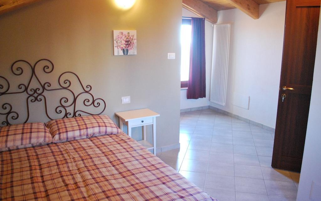Agriturismo Fruttirossi 트로페엘로 객실 사진